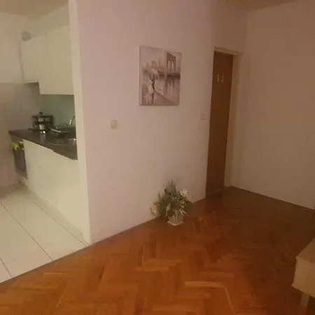 Alba Apartment