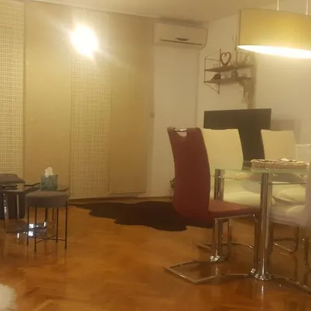 Alba Apartment