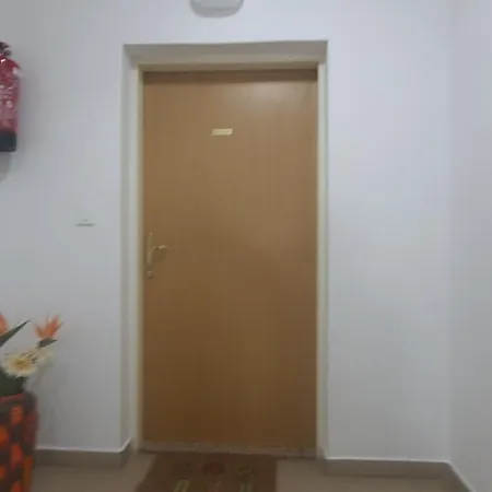 Alba *