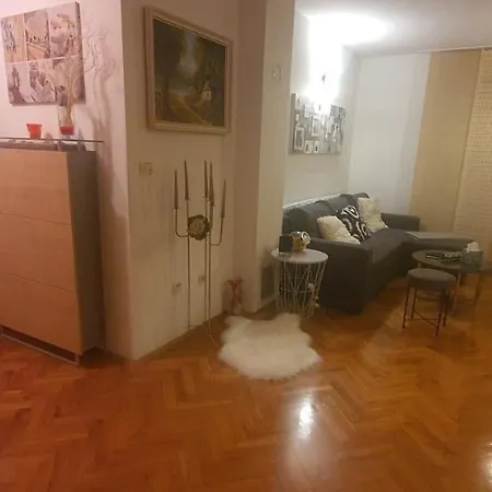 Alba Apartment